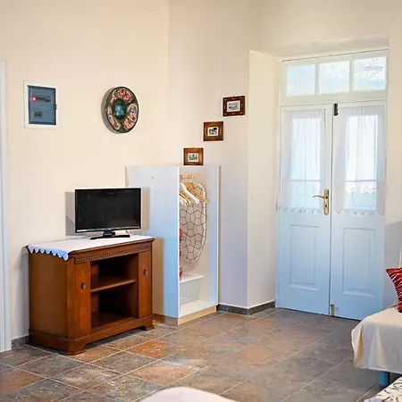 Bocamviglia Cycladic Gem - Fully Equipped Haven *